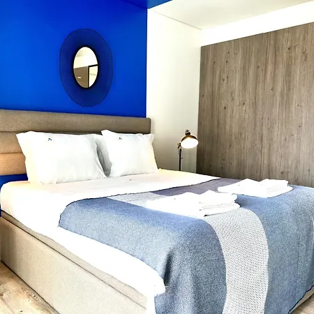 Elegant Santos, Apartment
