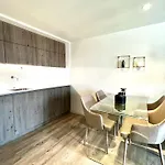 Flh Santos Elegant *