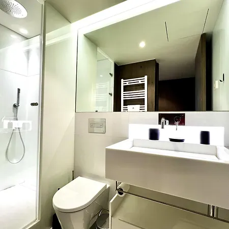 Flh Santos Elegant *