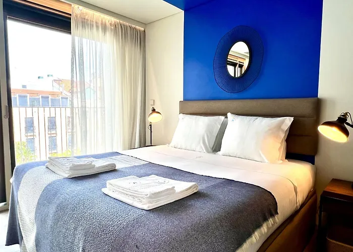 Flh Santos Elegant *